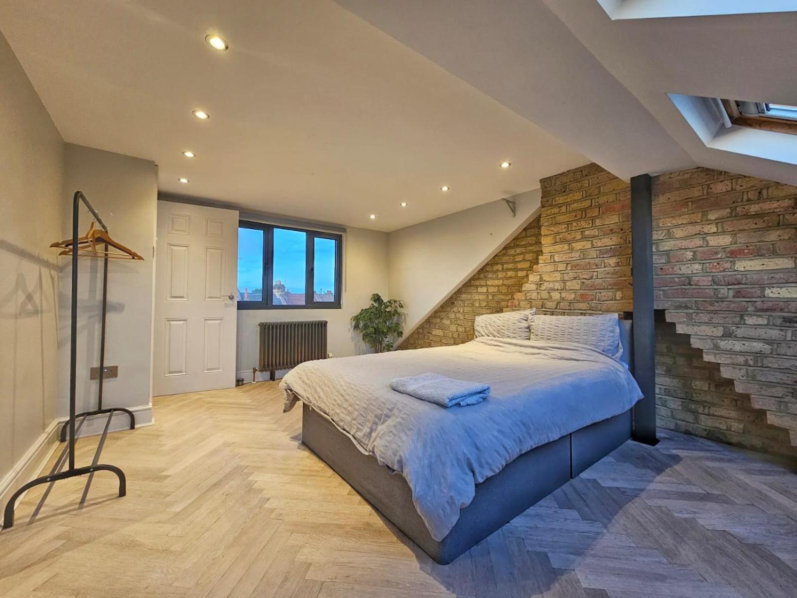 Contemporary 3 Bed House With Spacious Garden Close To Stratford & Canary Wharf Лондон Экстерьер фото