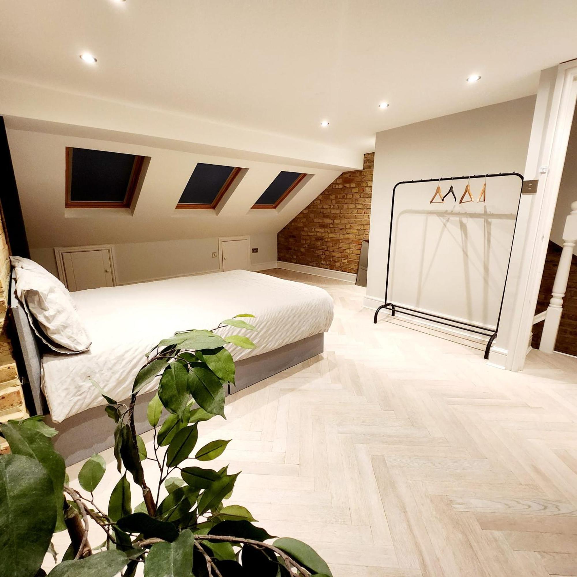 Contemporary 3 Bed House With Spacious Garden Close To Stratford & Canary Wharf Лондон Номер фото