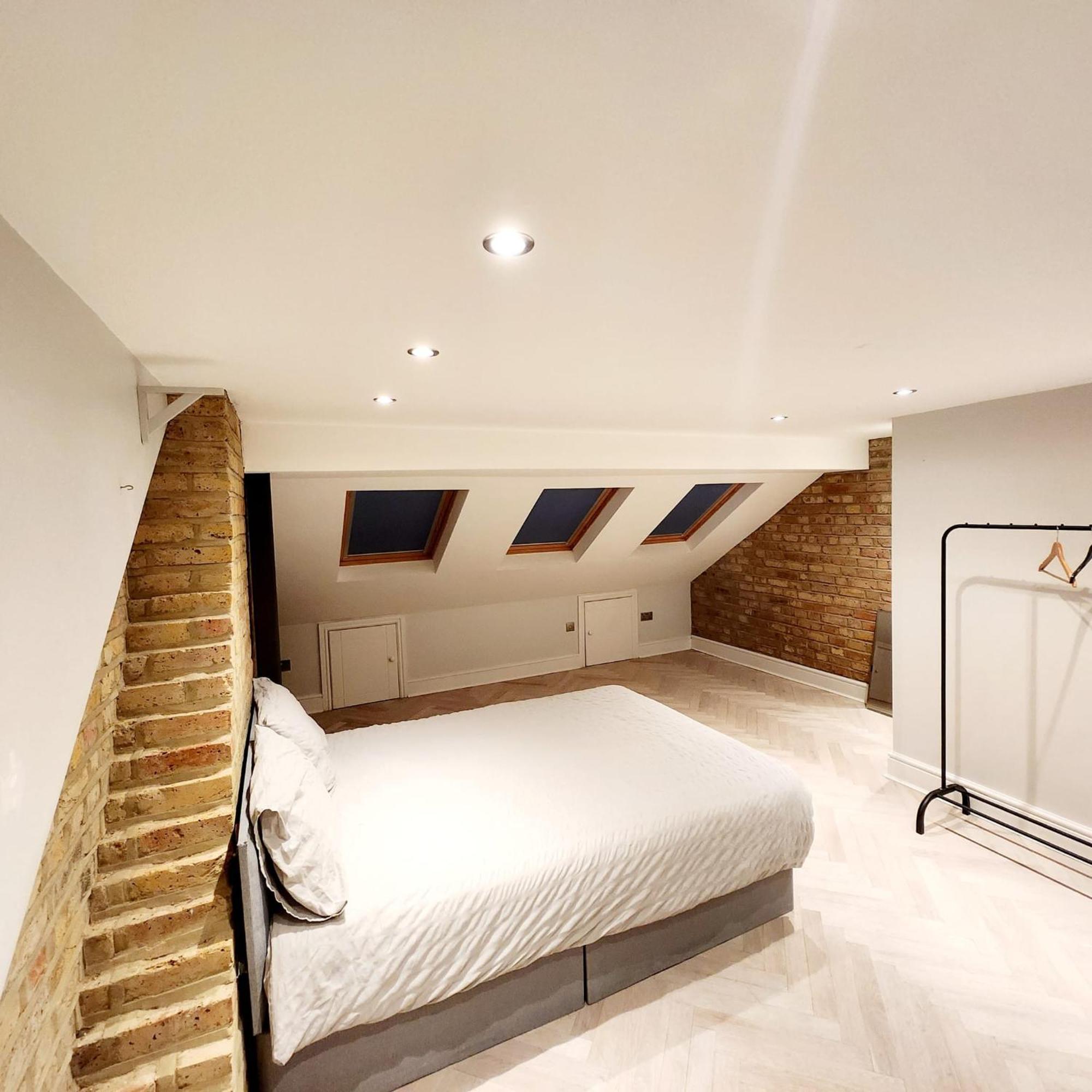 Contemporary 3 Bed House With Spacious Garden Close To Stratford & Canary Wharf Лондон Номер фото